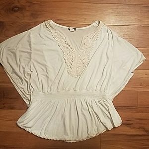 Flare sleeve blouse
